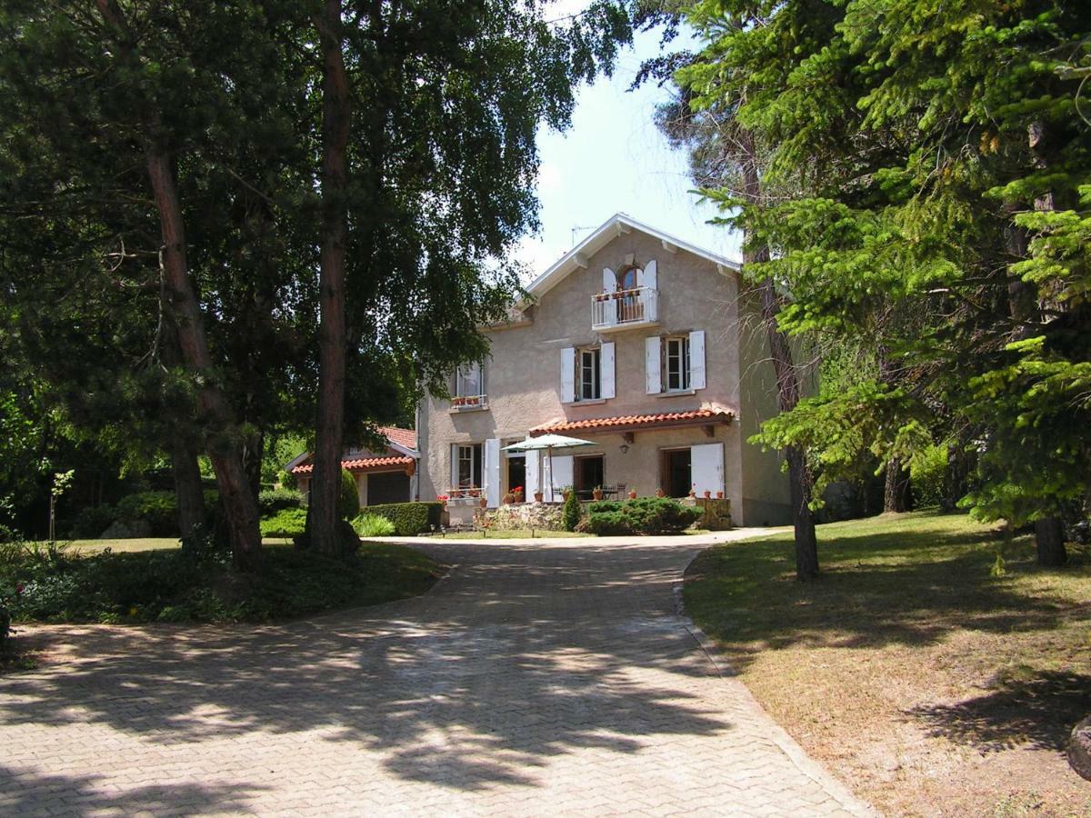 Вилла La Maison De Mireille Le Puy-en-Velay Экстерьер фото
